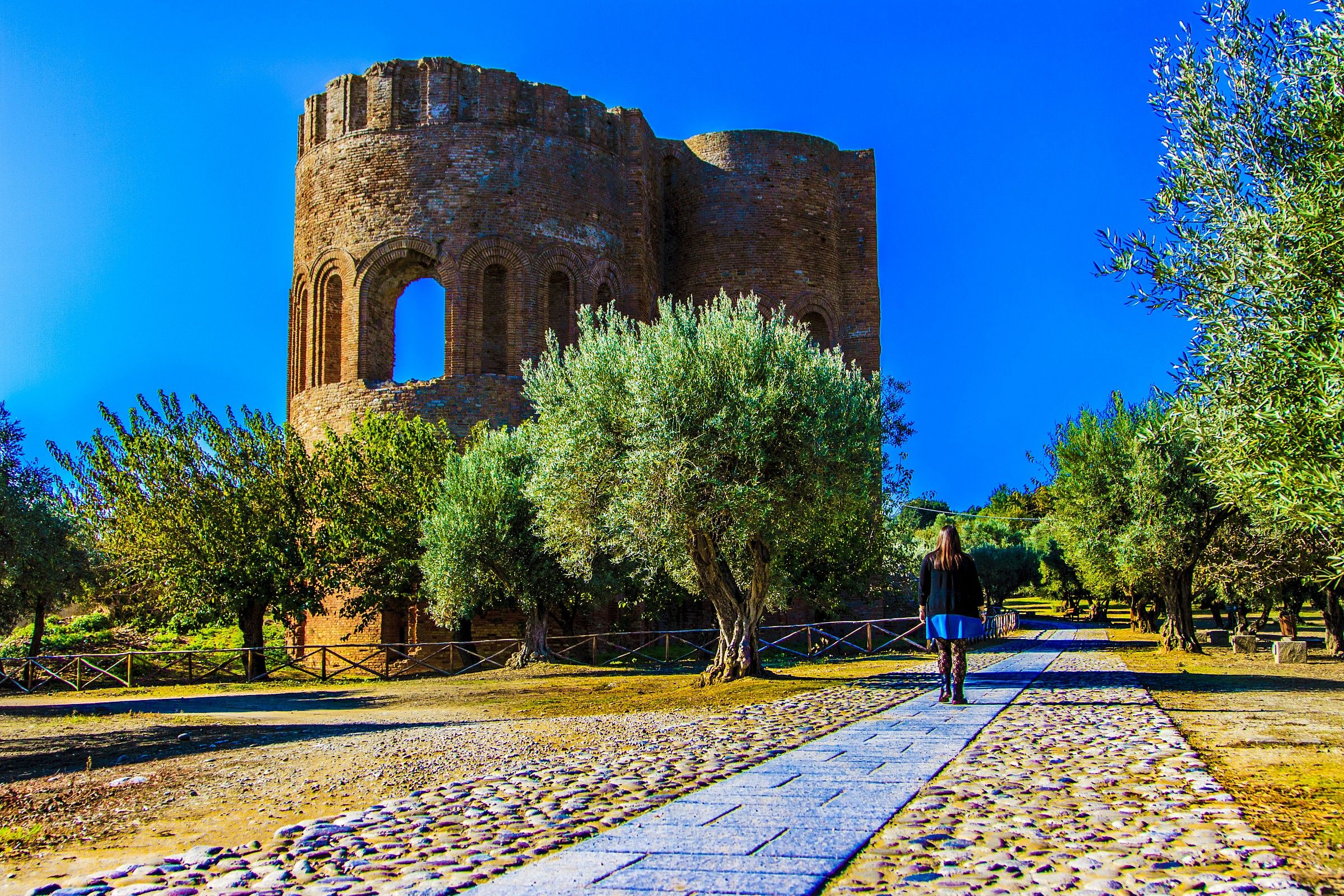 Between past and present