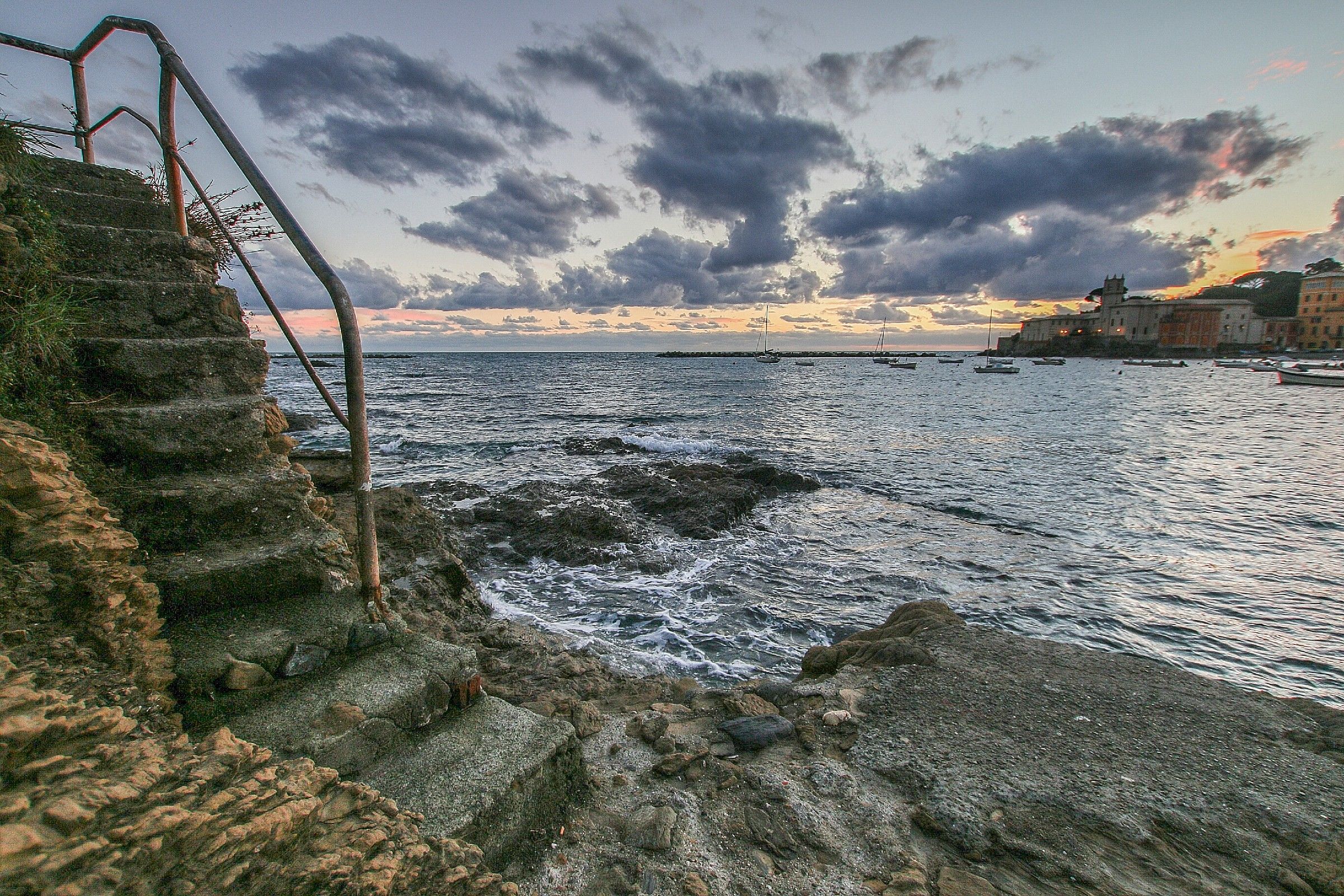 The lineup of the bay ...