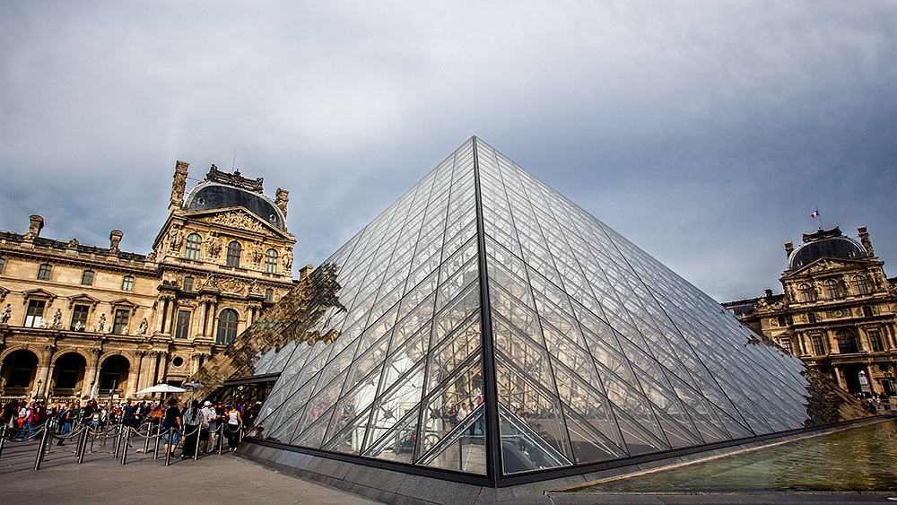 Louvre