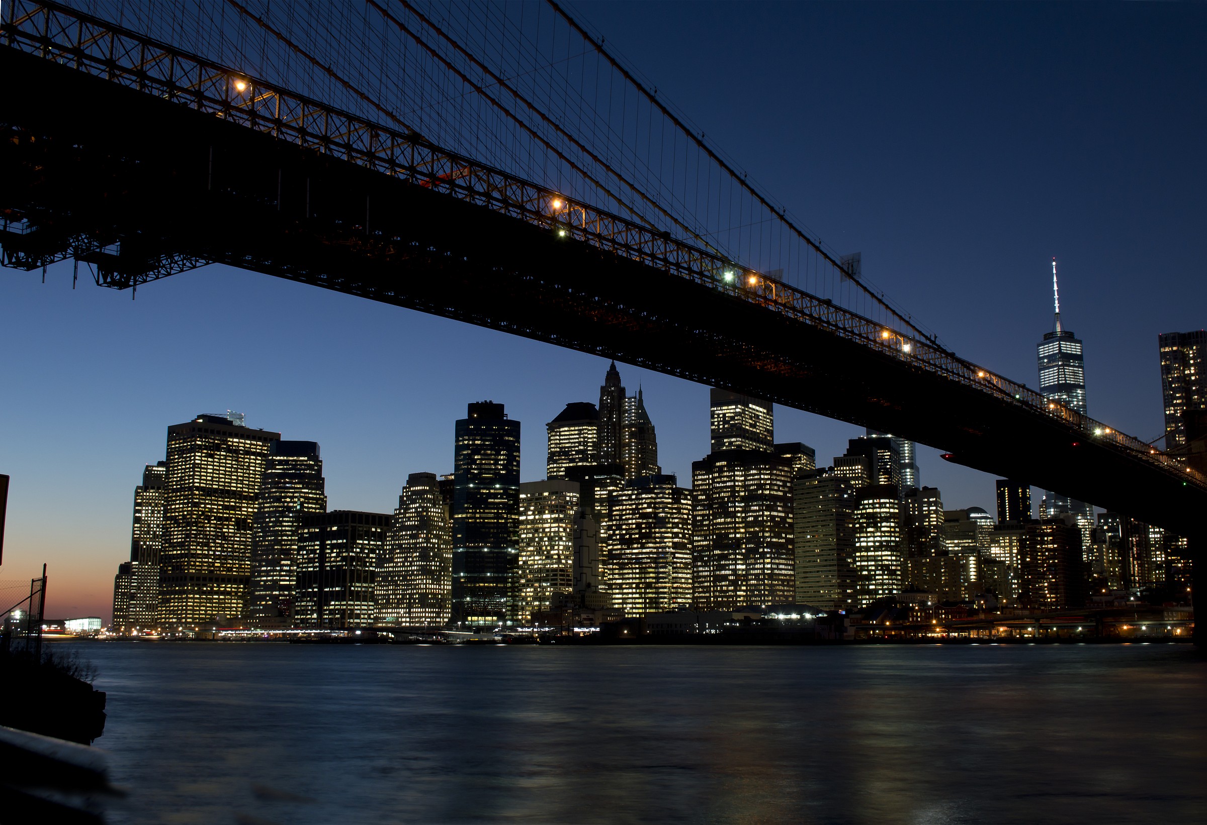 ponte di brooklyn al tramonto
