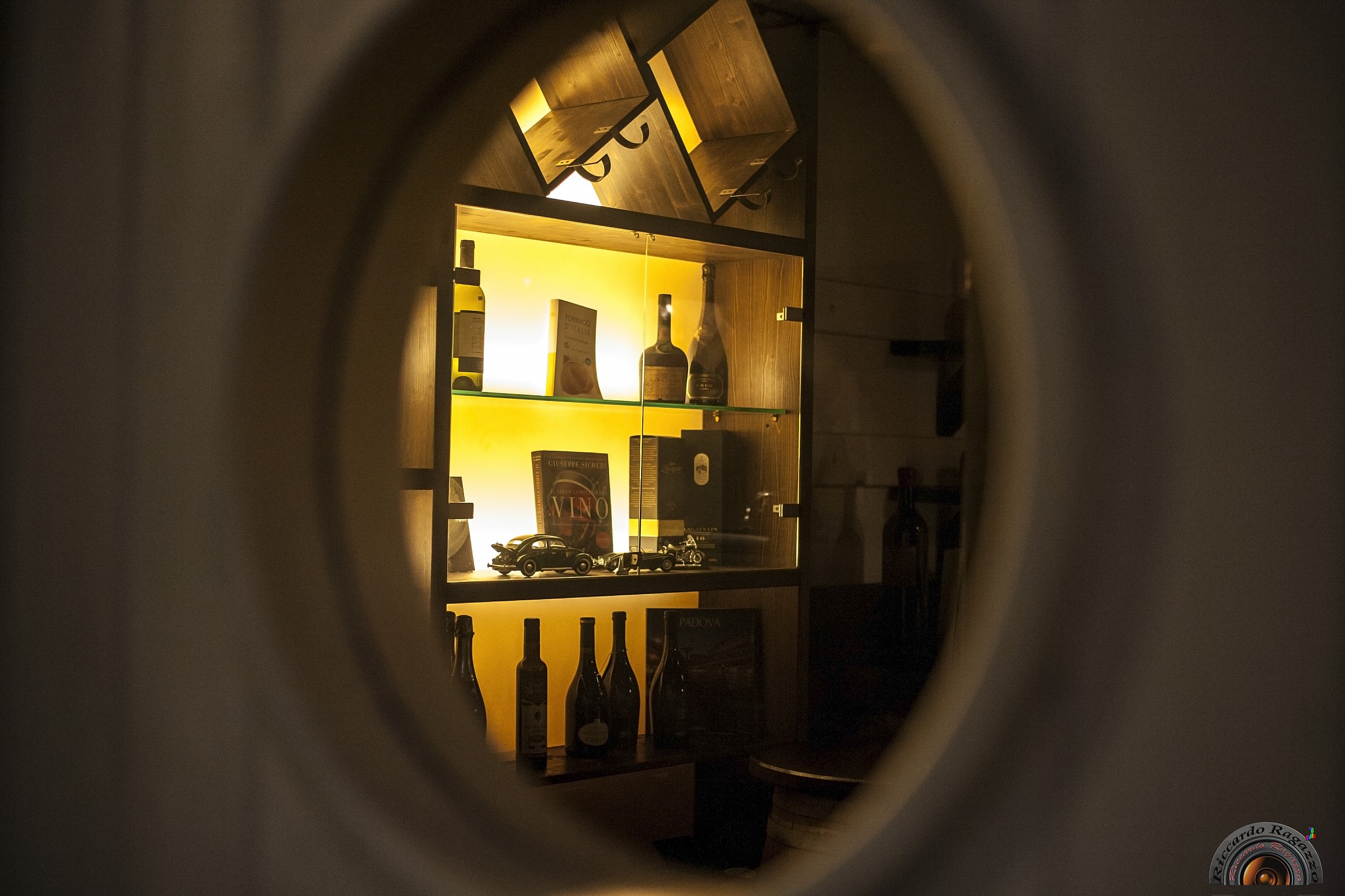 ... Wine ... oh yes, we Venetians