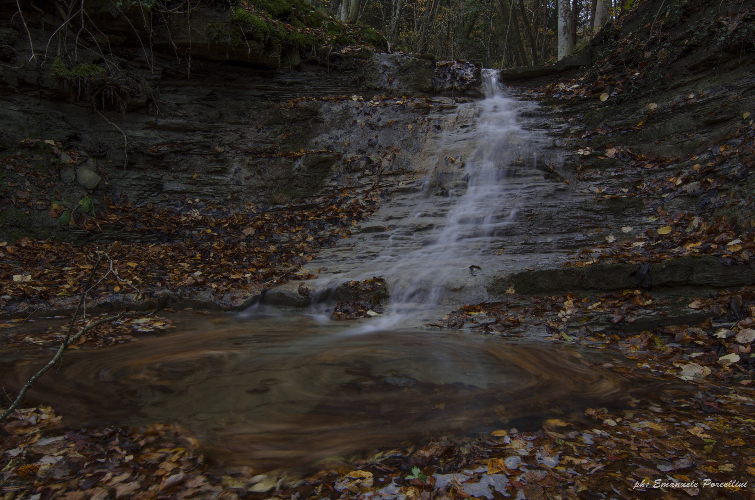 Autumn at Lake bridge