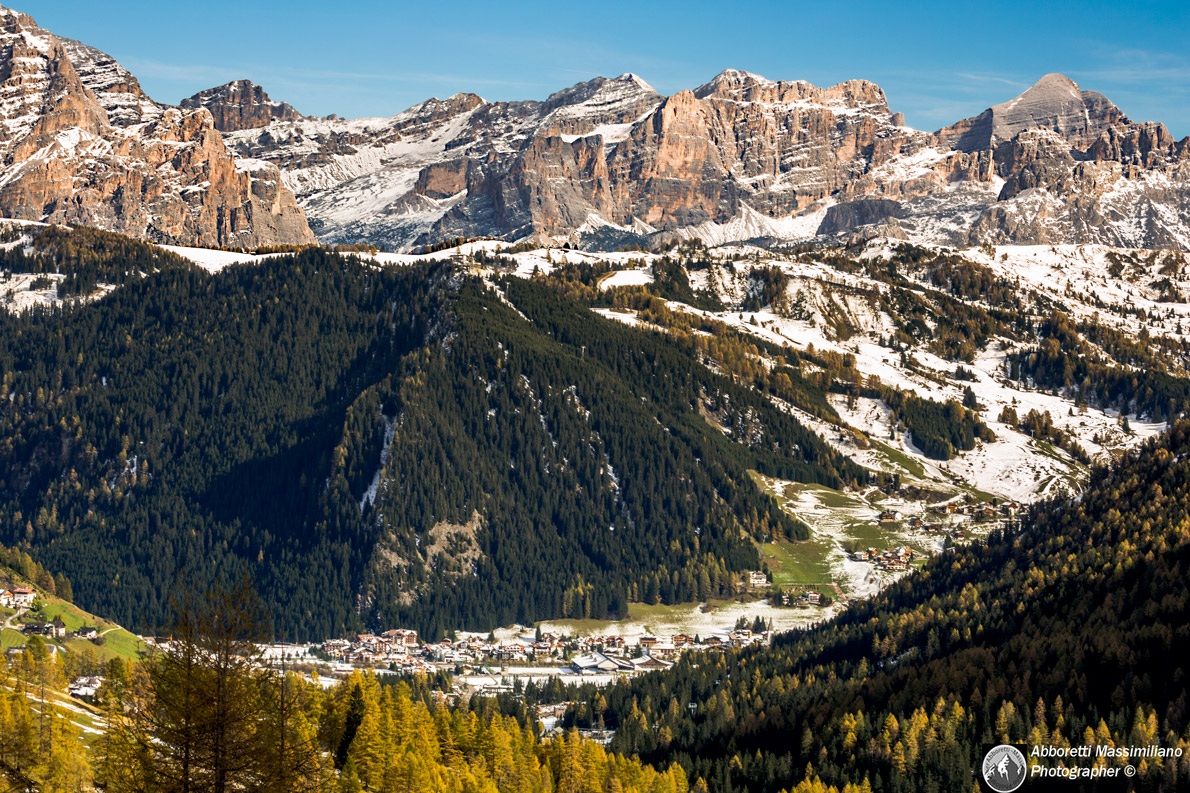Corvara in Val Badia-L'autunno incontra l'inverno
