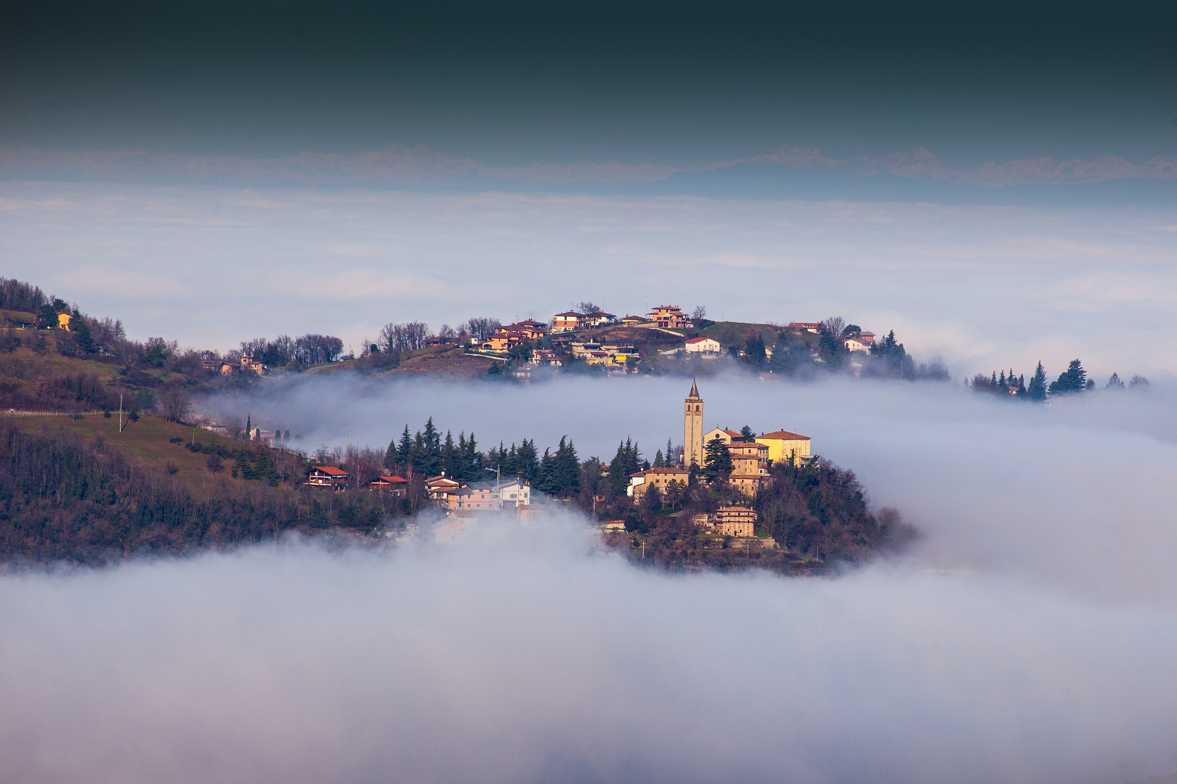 Monte Orsello tra la nebbia