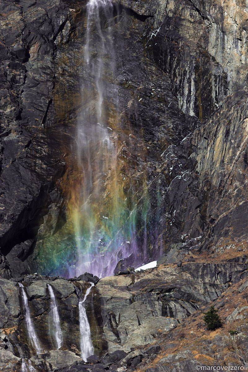 Waterfall rainbow