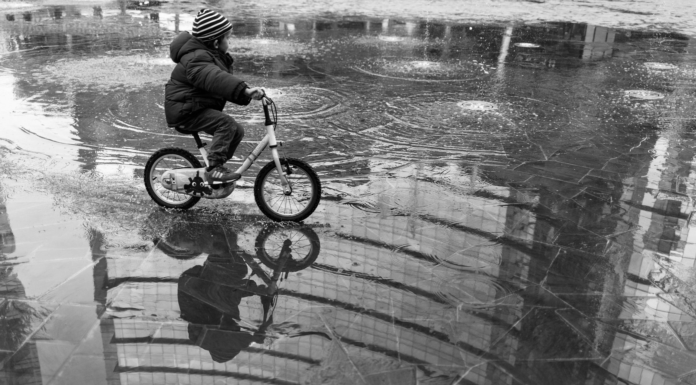 Milano - Children Reflection