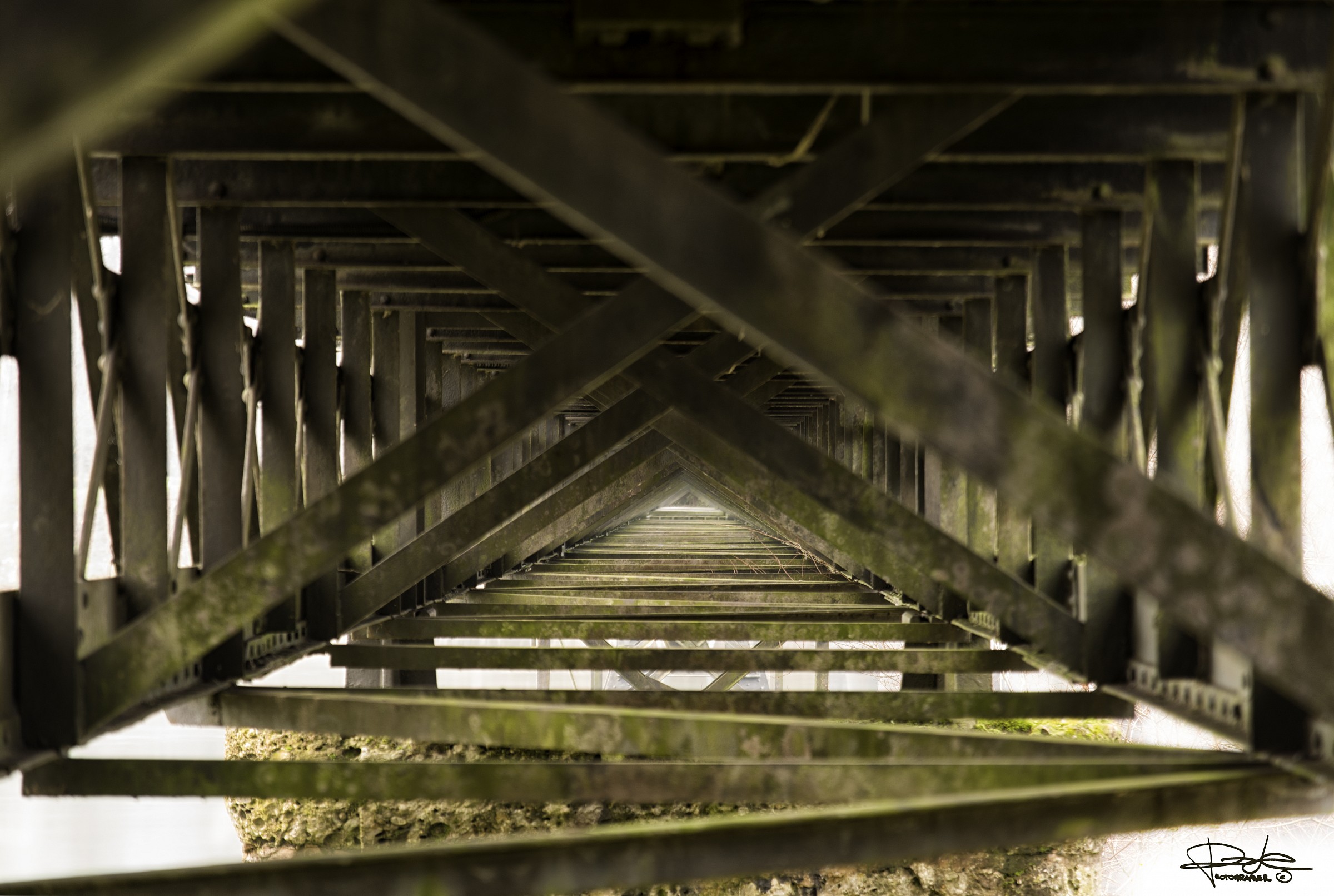 inside a bridge on 'Adda - Fara Gera d' Adda