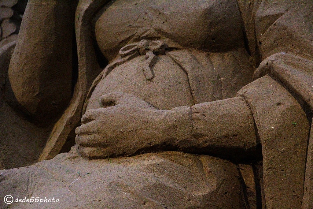 crib Sand 2014 "The Holy Womb"