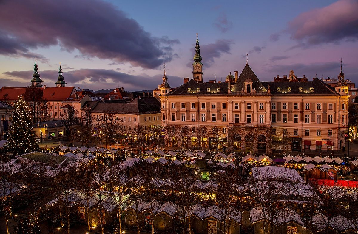 Best wishes for Happy Holidays to all forums!