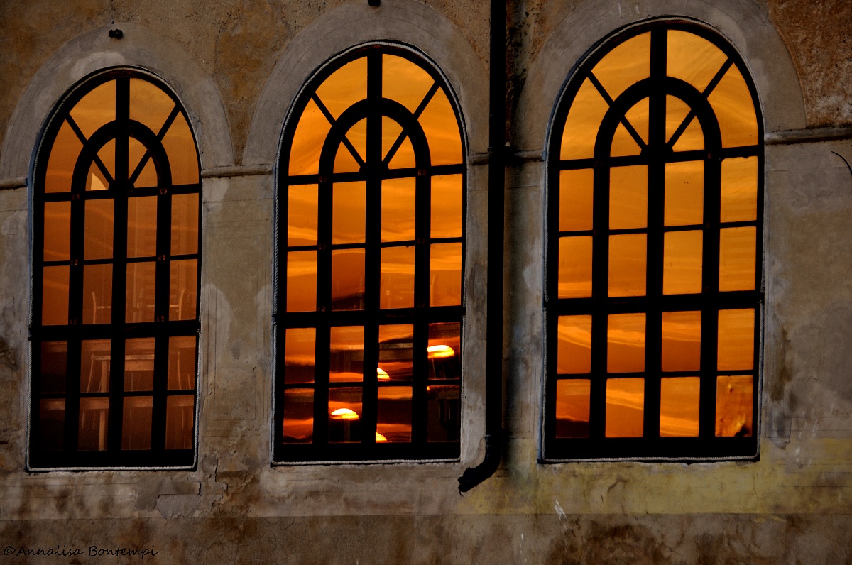 to decline, warmth and color