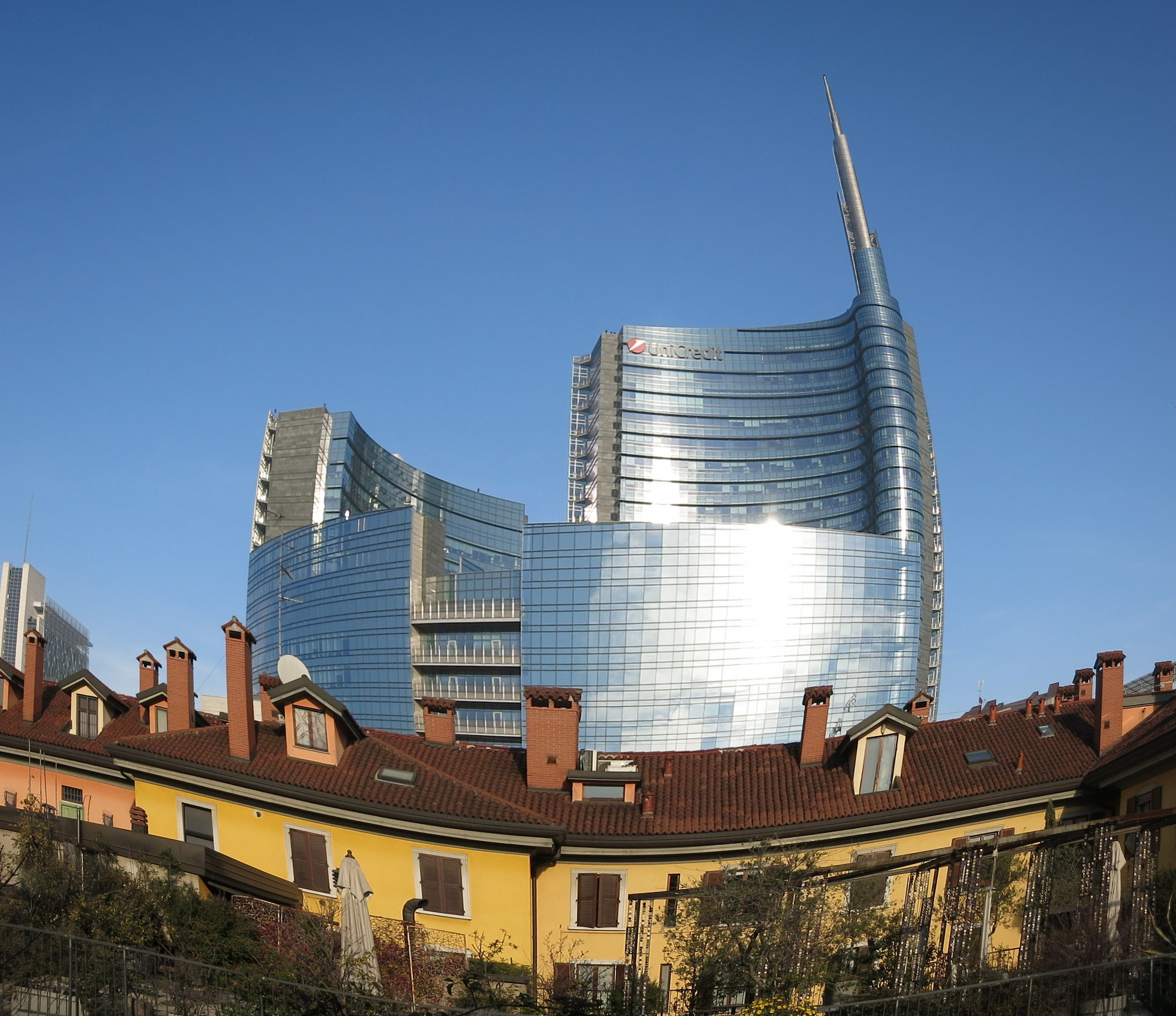 city ??life fish eye