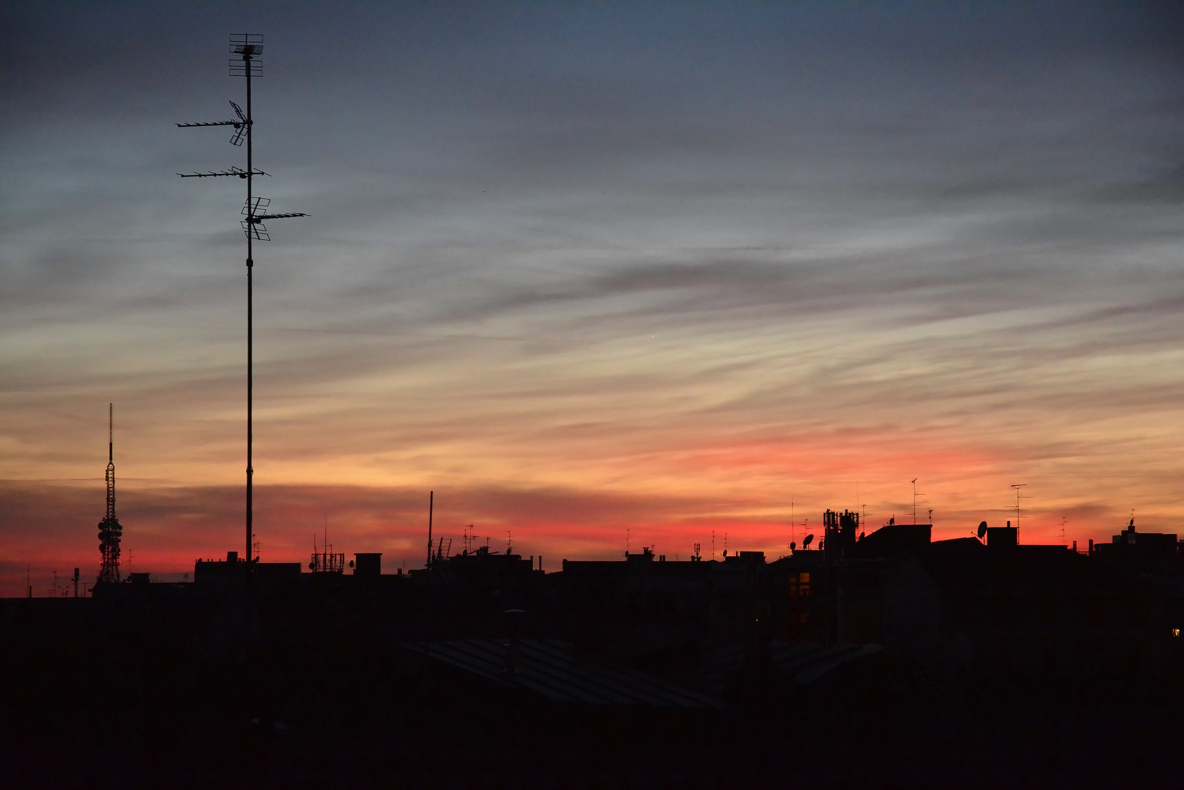 Milan waiting for the snow