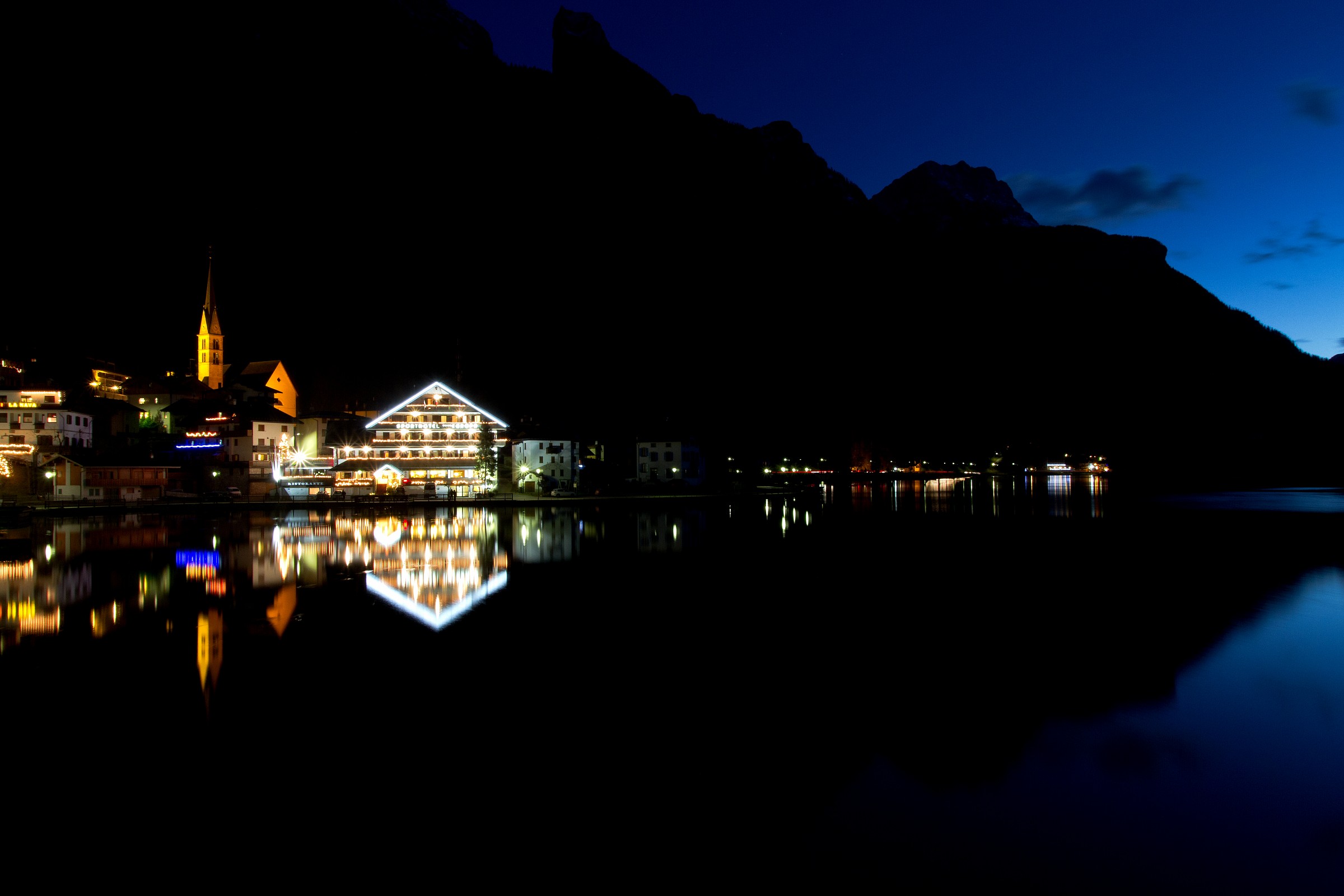 Last light on Alleghe