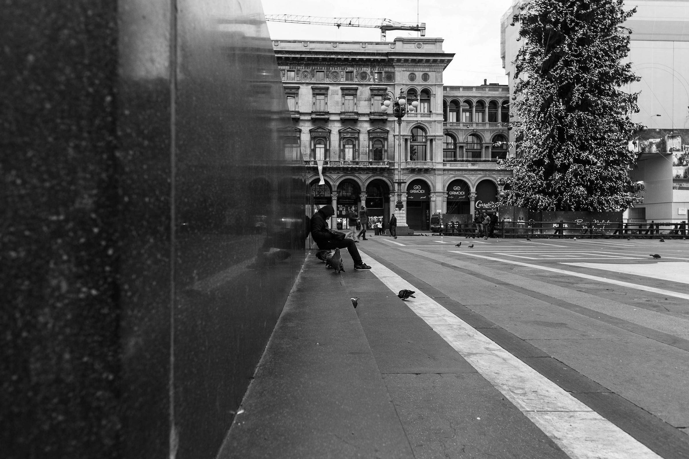 Milano - Alone series