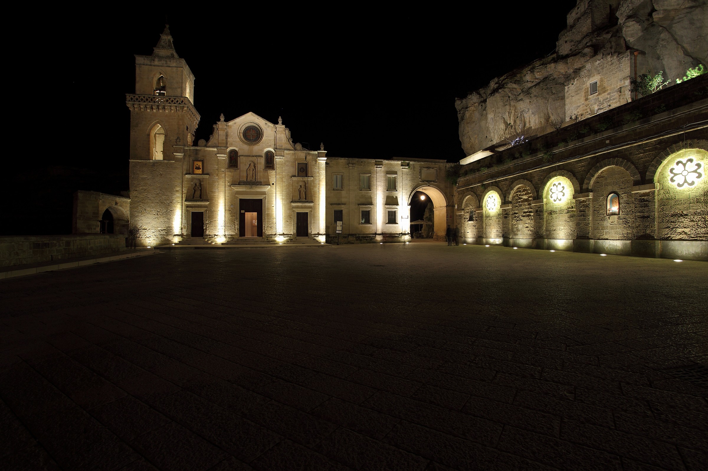 Peter Caveoso - outdoor