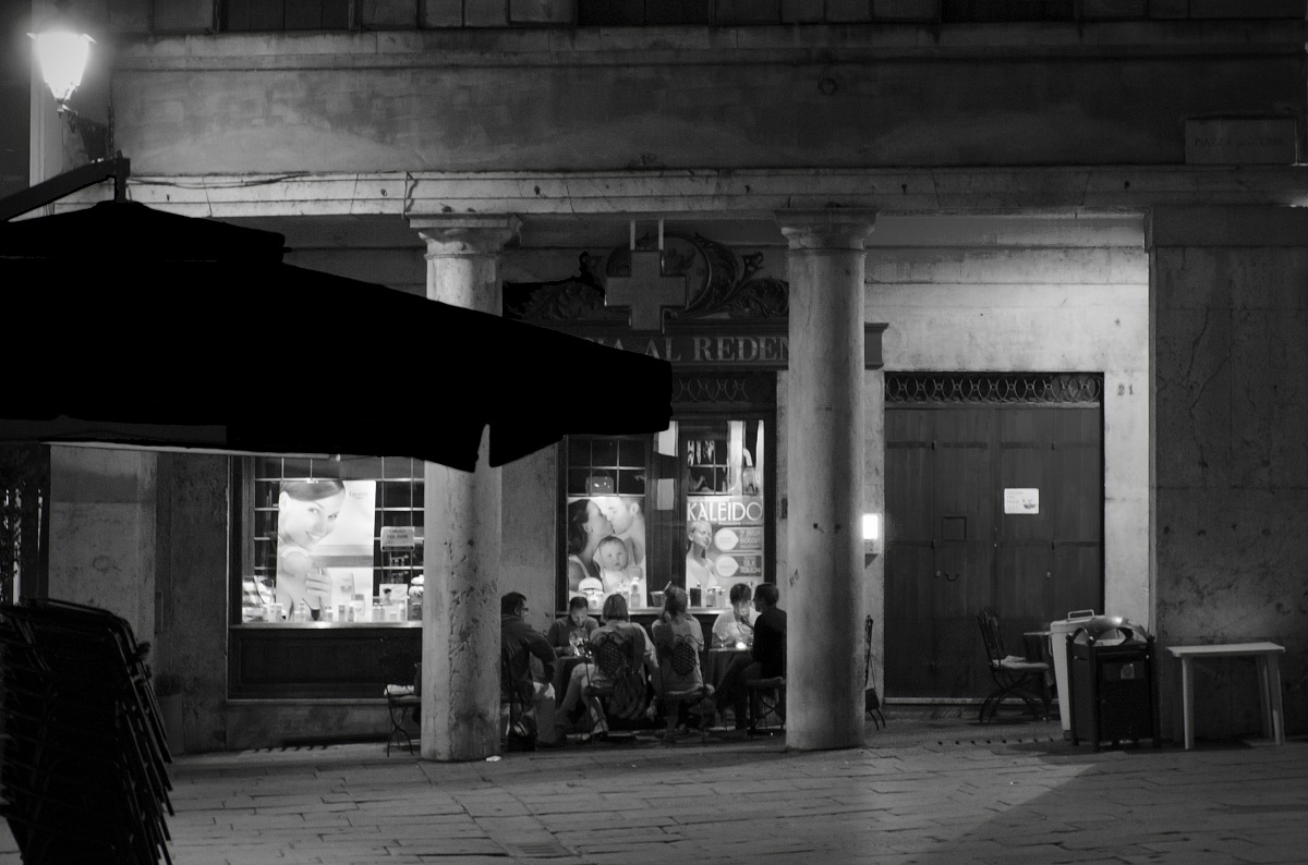 Festa privata...in pubblico