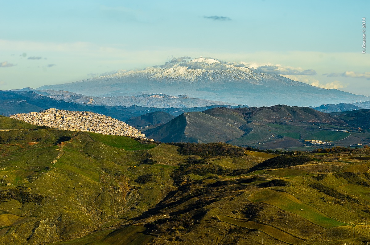 Madonie (Sicily): Panorama view of Gangi and Etna # 2