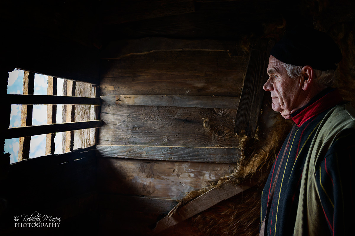 It's snowing outside ....