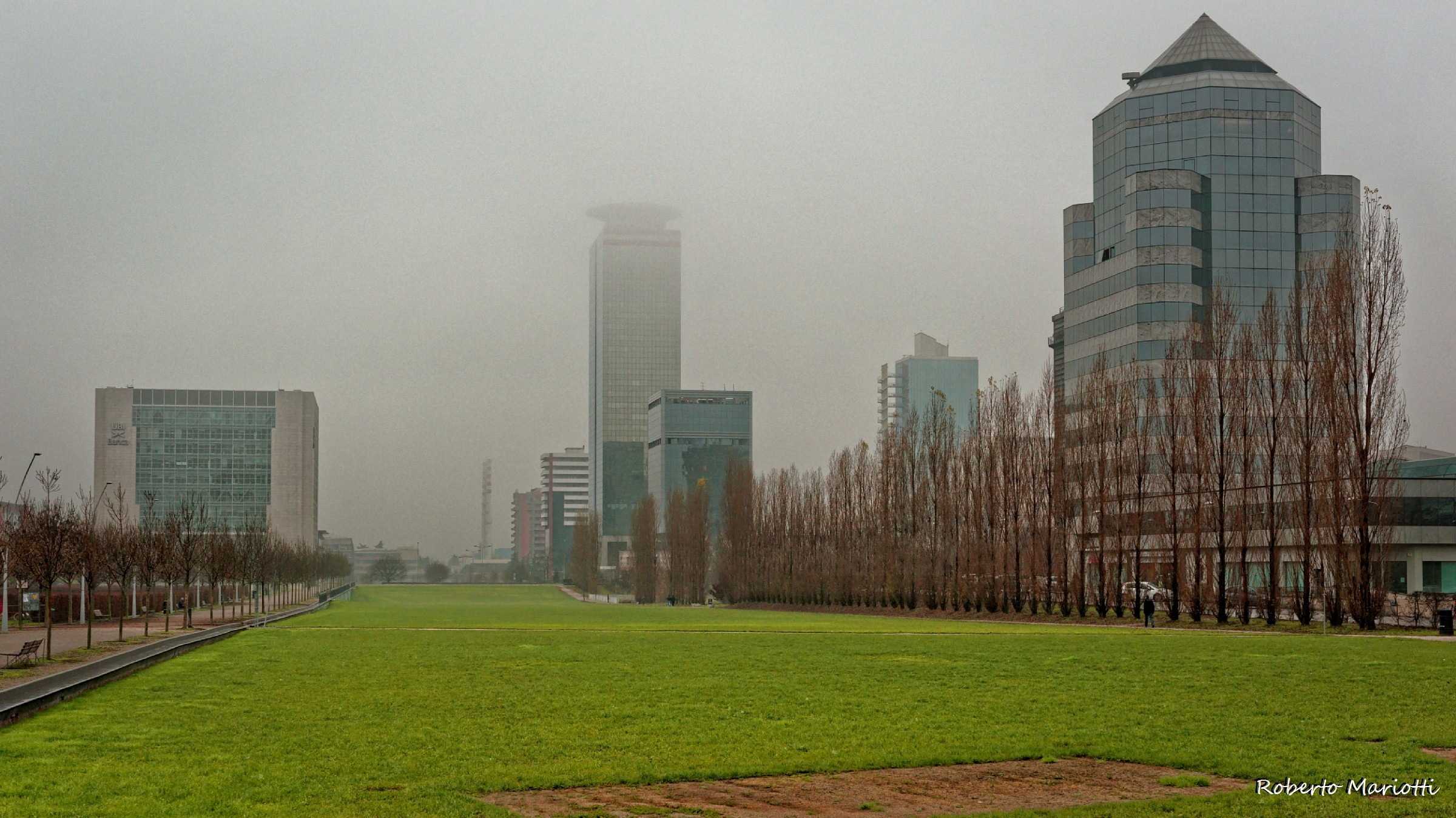 Foggy Lego buildings & the foggy rocket
