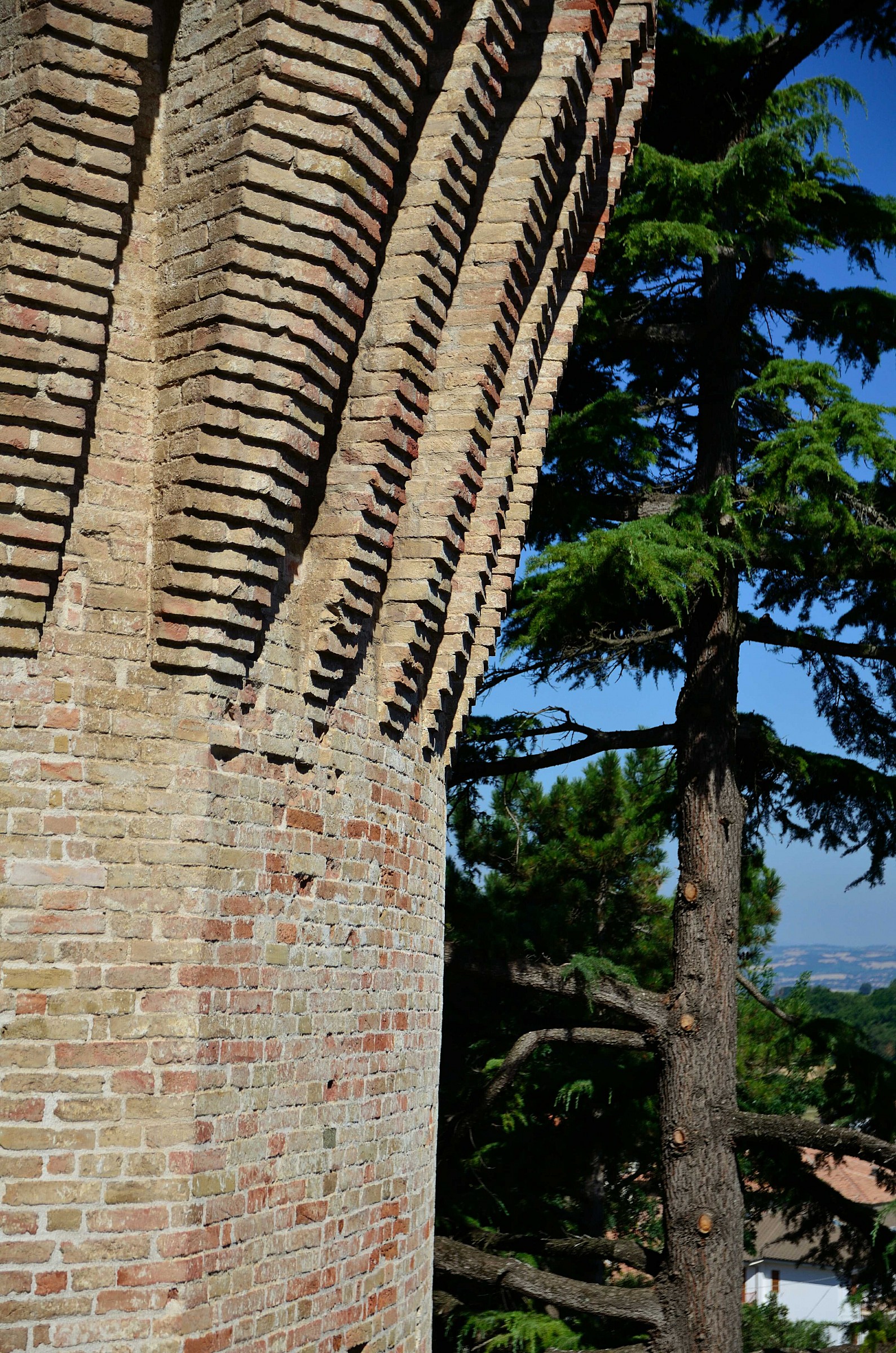 gradara: architecture vs. nature