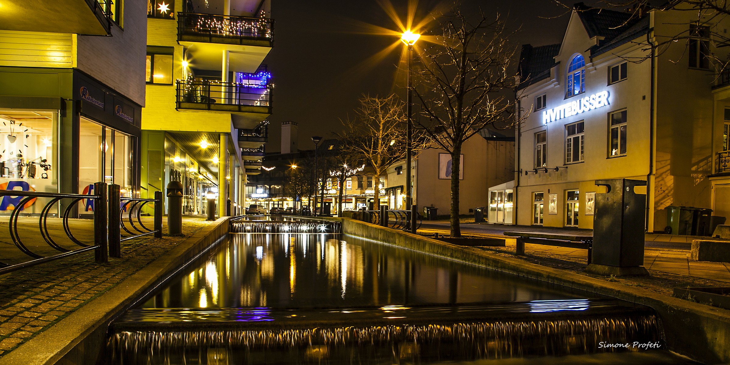 Norvegia-Porsgrunn-Riflessi in città