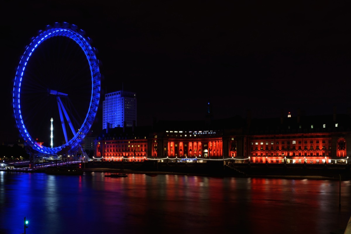 Country Hall e ruota panoramica