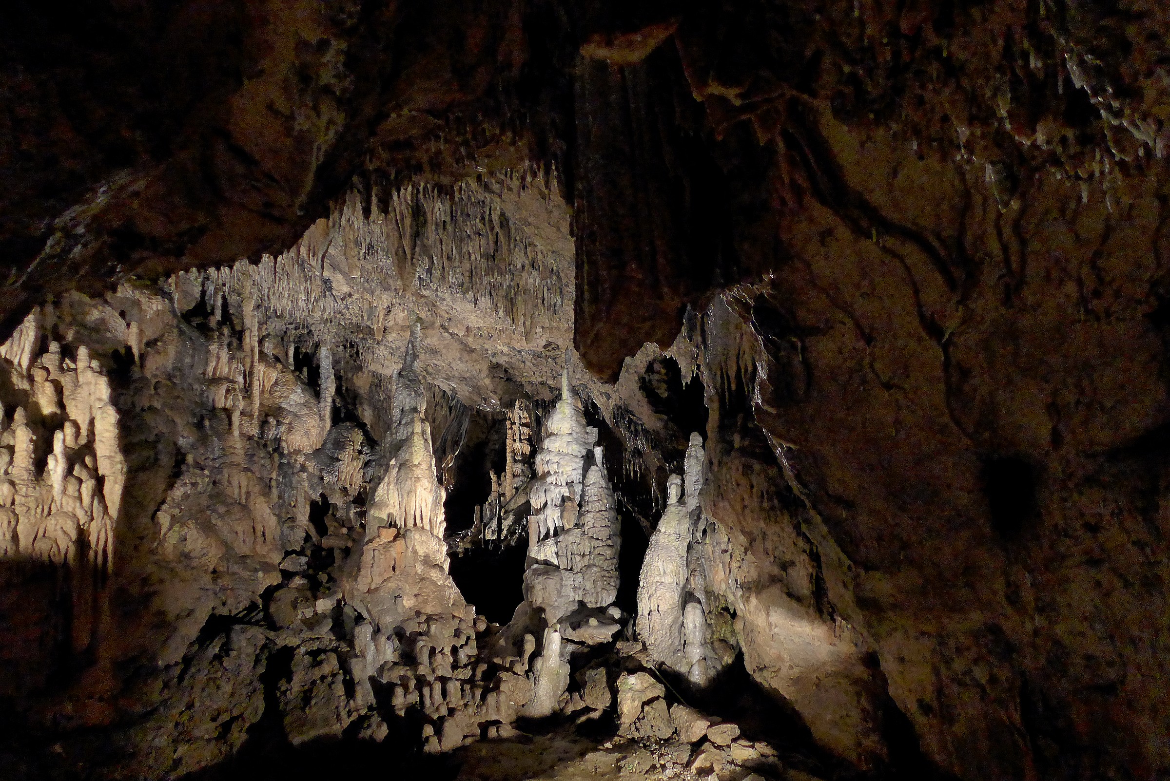 stalactites and stalagmites 2