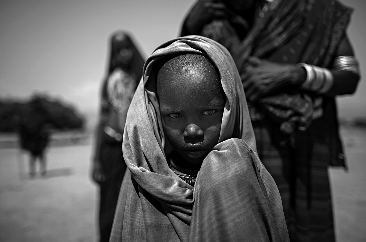 want to enter our village?!?! Ethiopia (24mm TA)