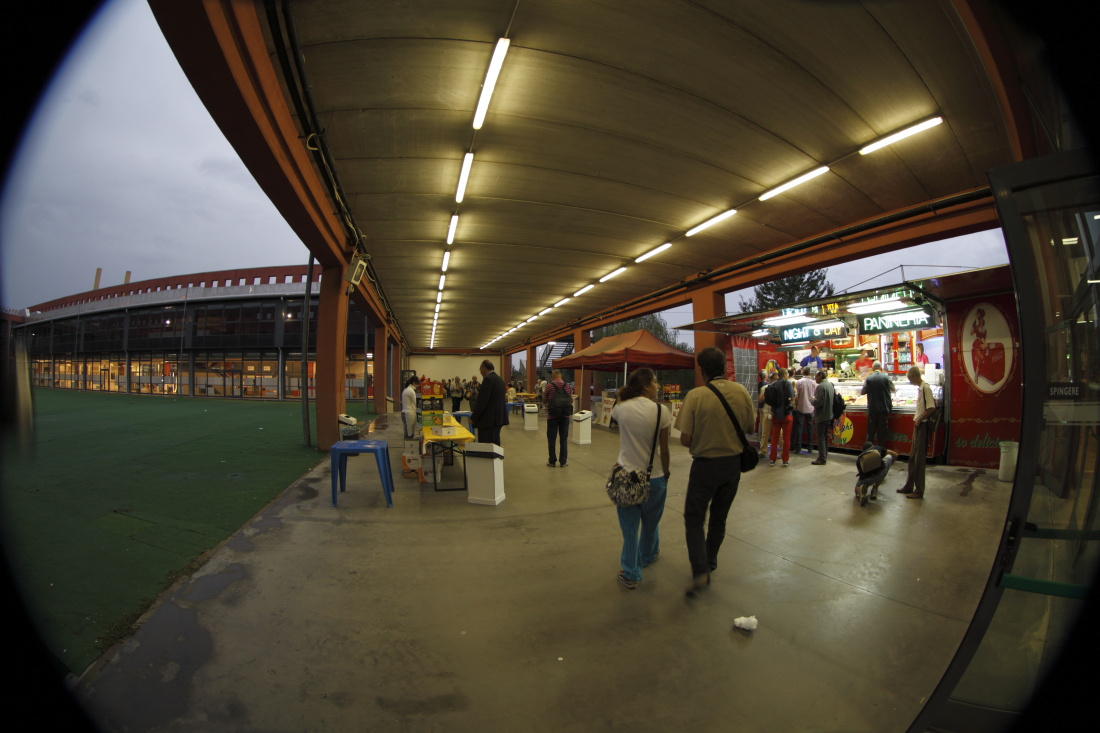 Give under the stars 2011