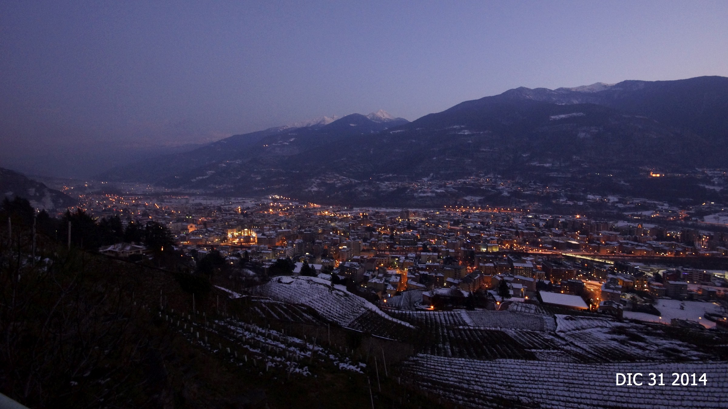 ... Night falls in the last day of the year 2014 !!!!