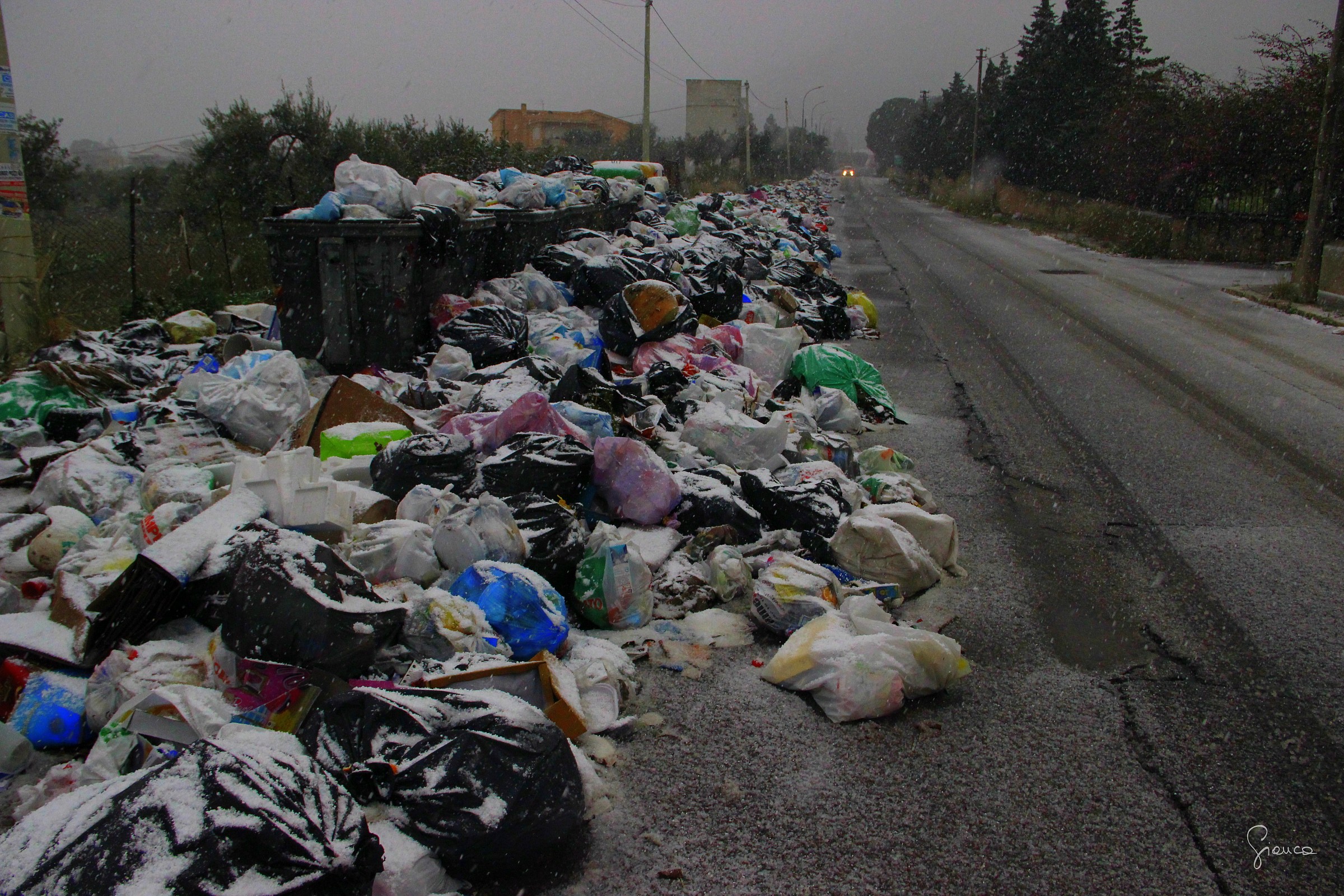 A Carini, frozen the funds of waste collection