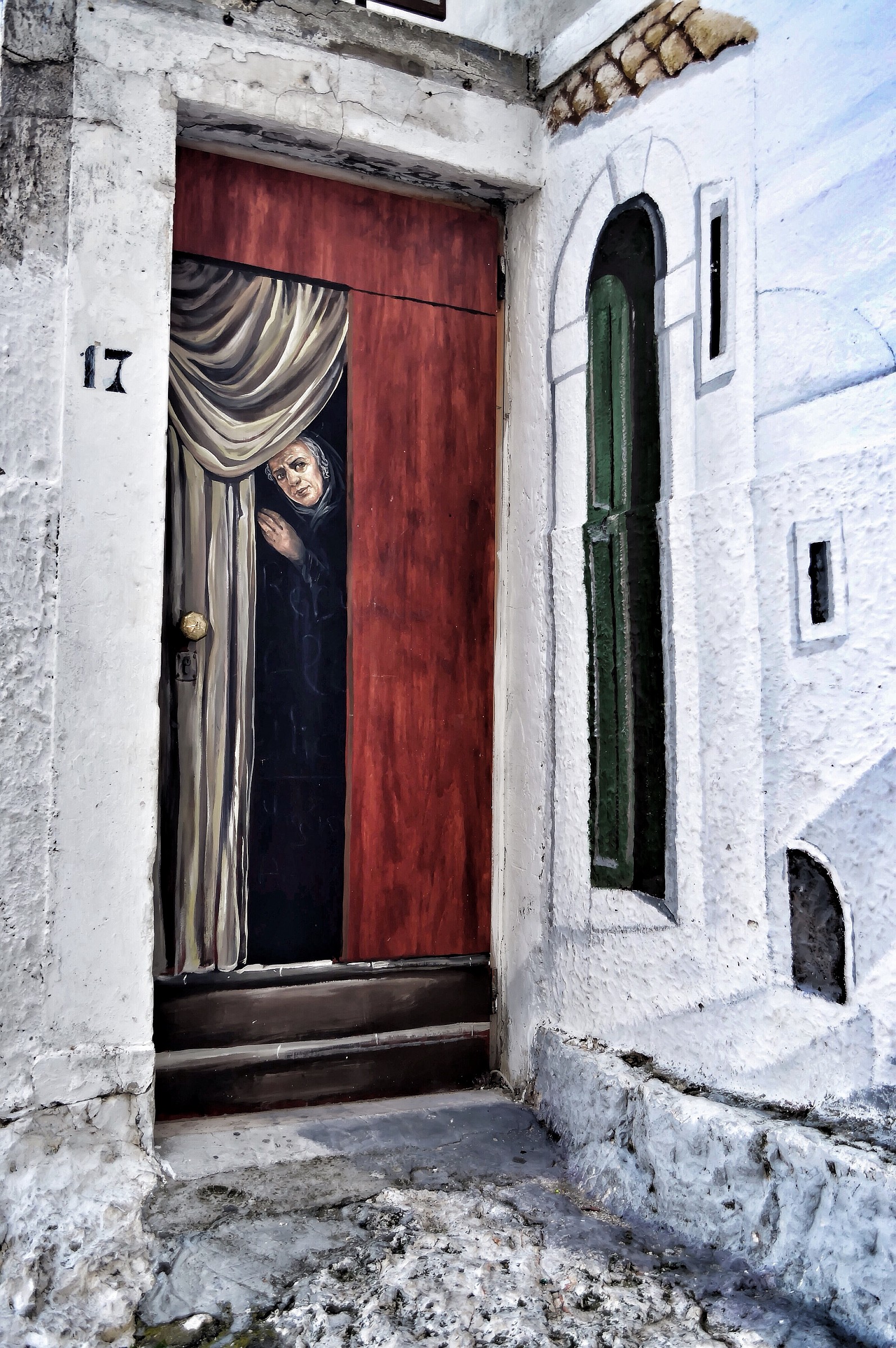 The lady of the house, 17