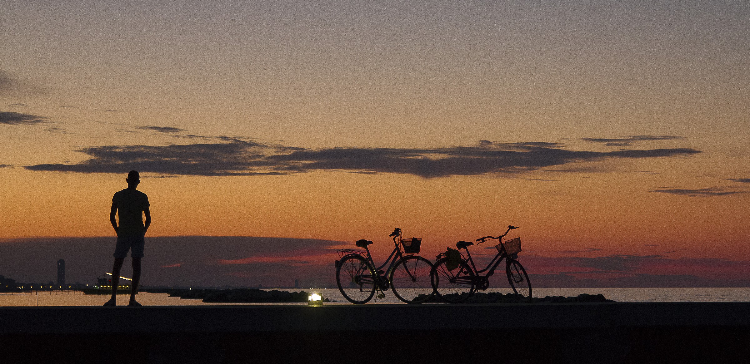 ammirando il tramonto 2