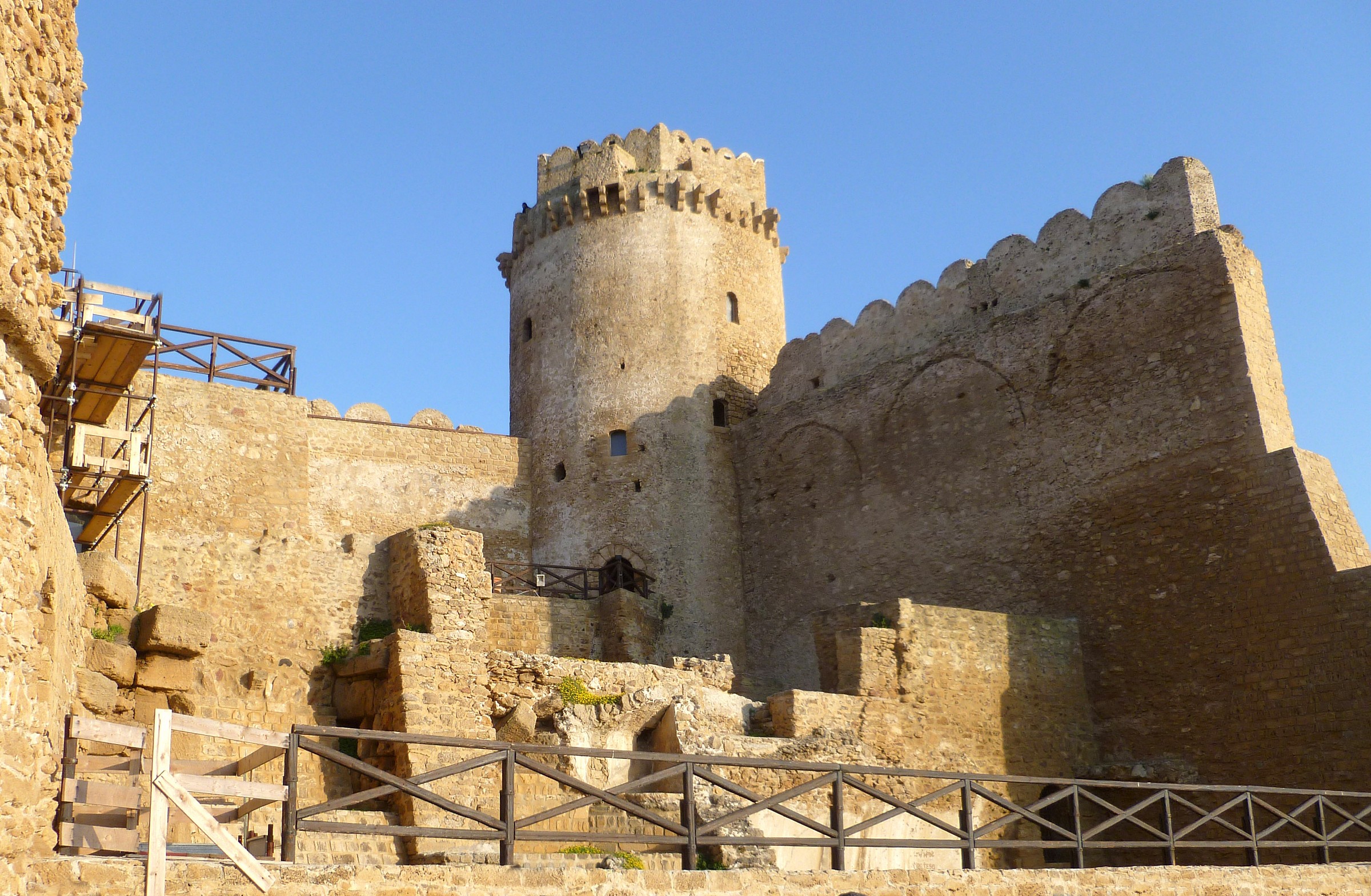 Le Castella (kr) - Castello Aragonese