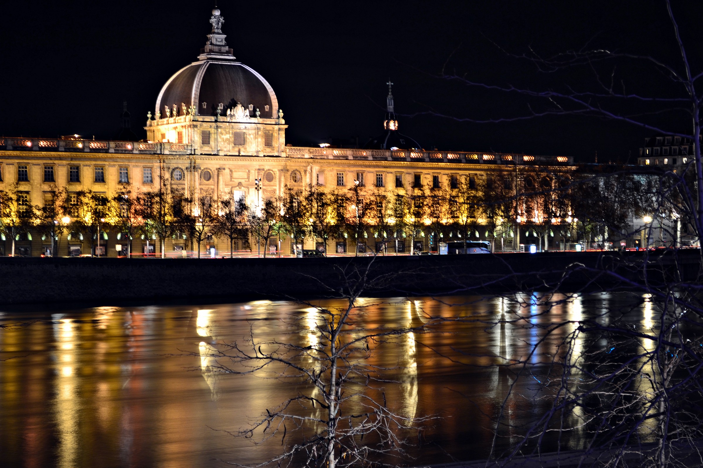 Night Hospital Lyon