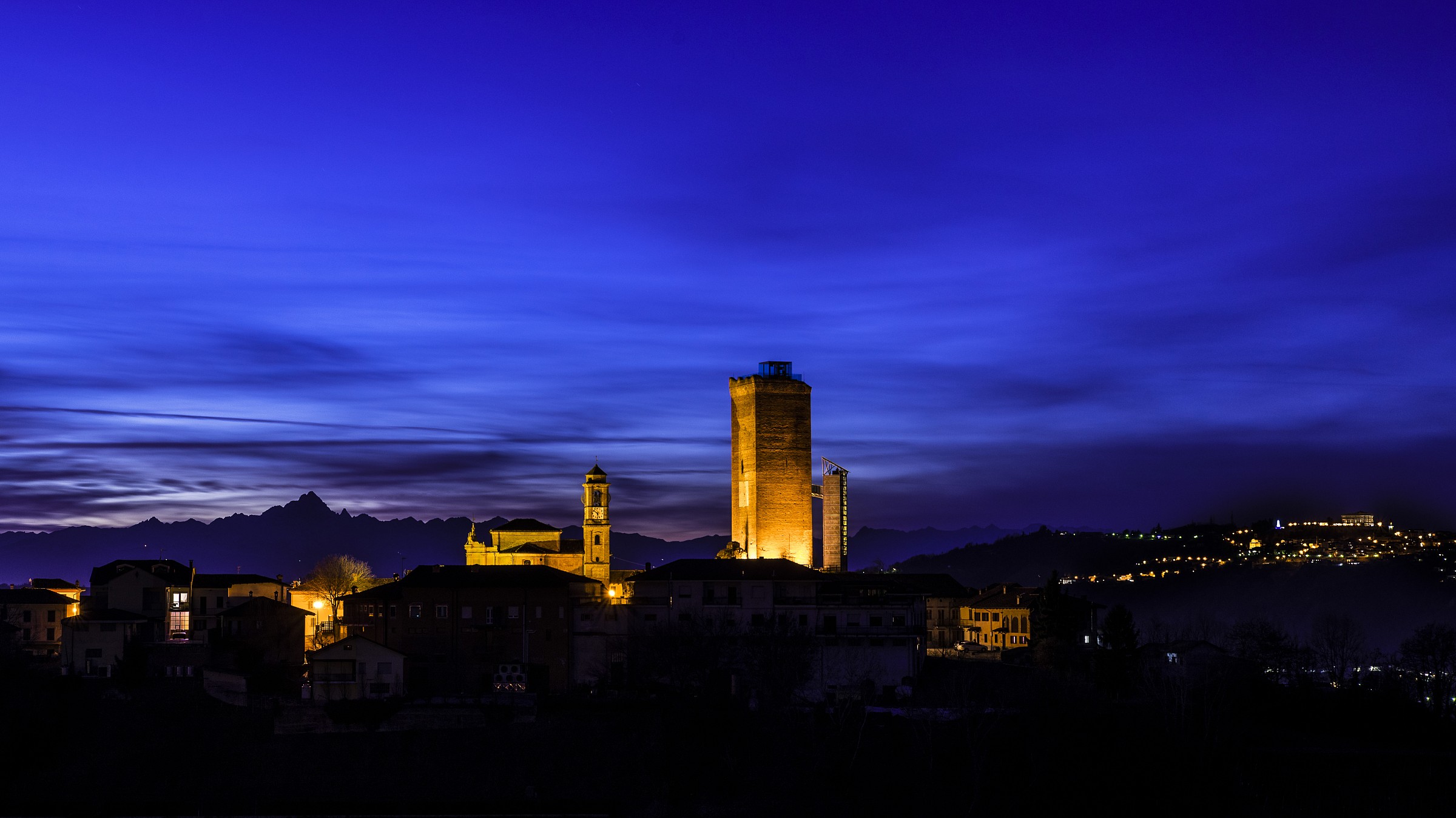 Barbaresco, blue hour