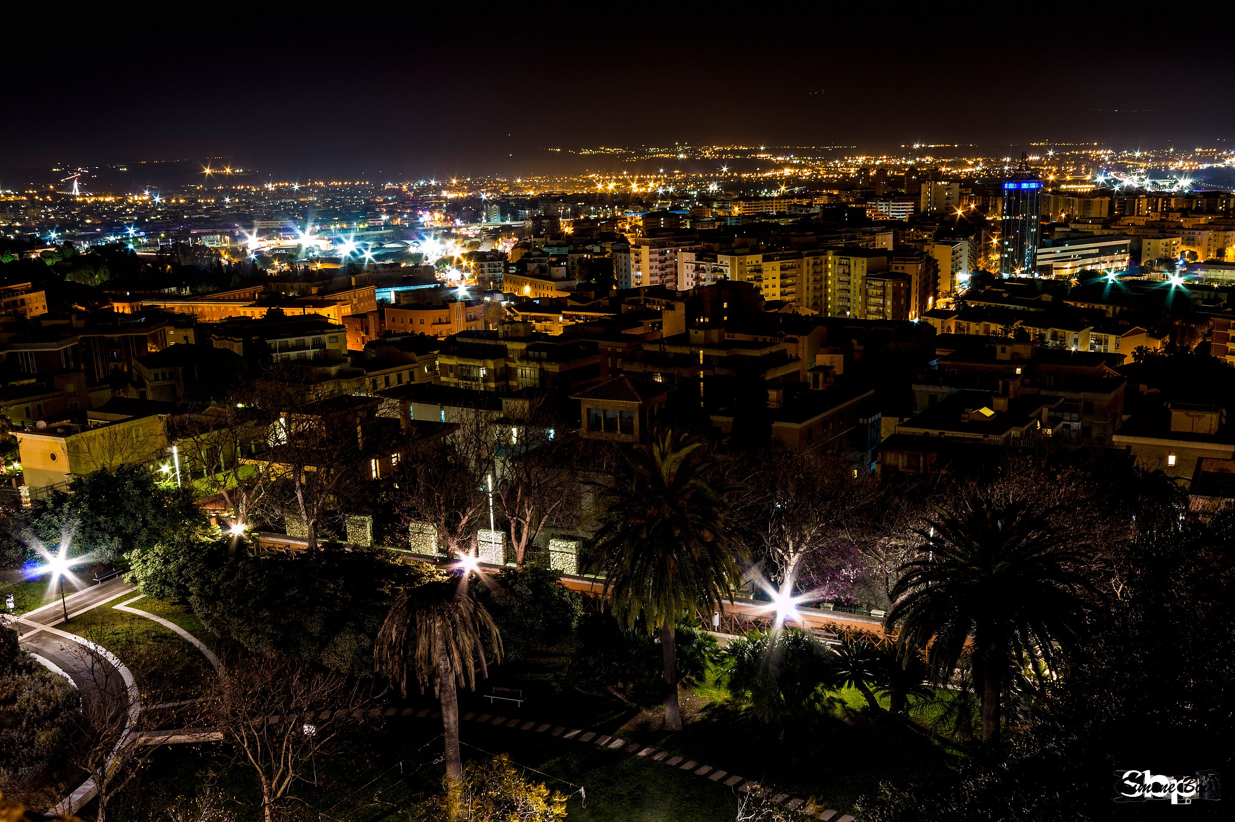 Cagliari in notturna