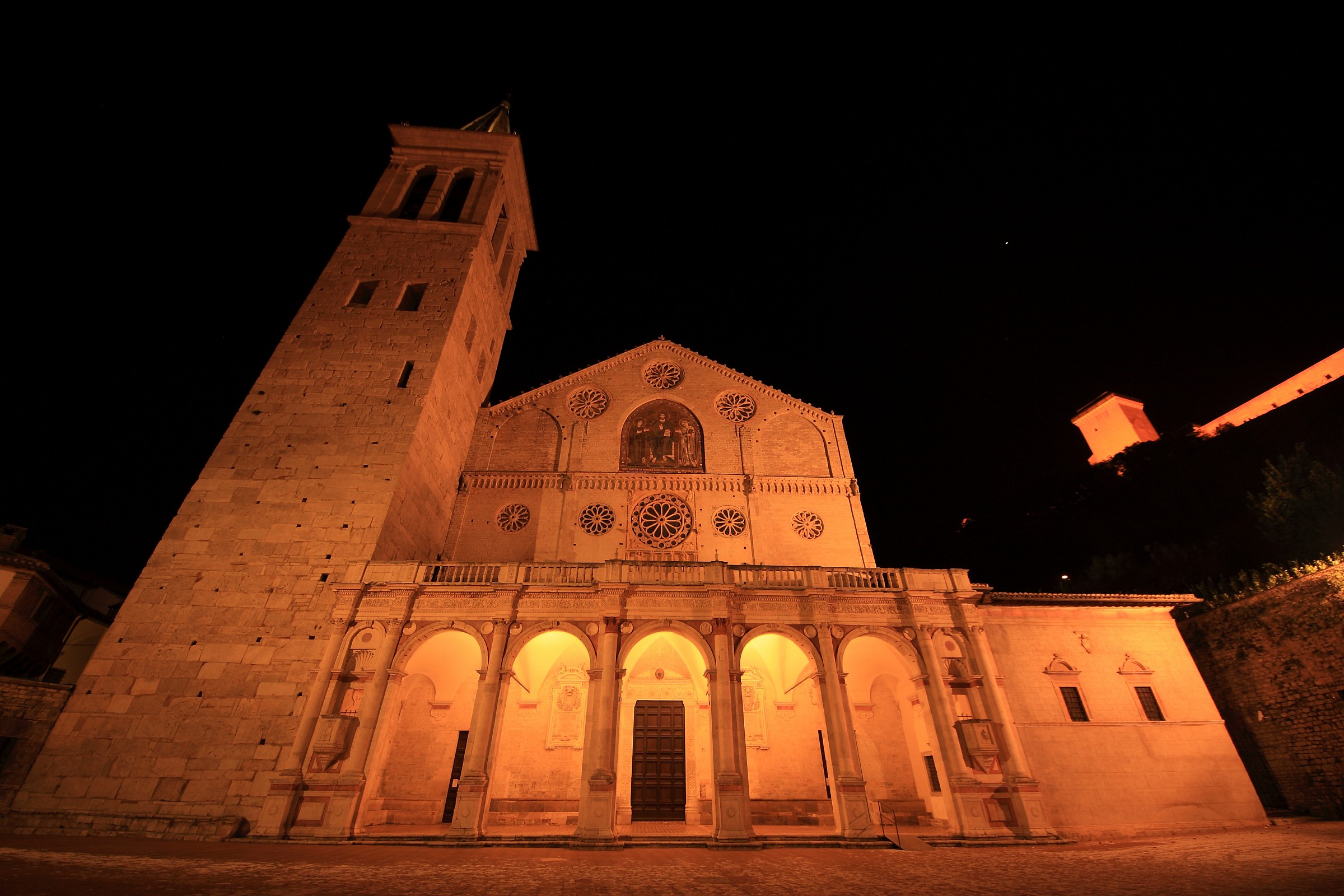 Duomo di Spoleto by night