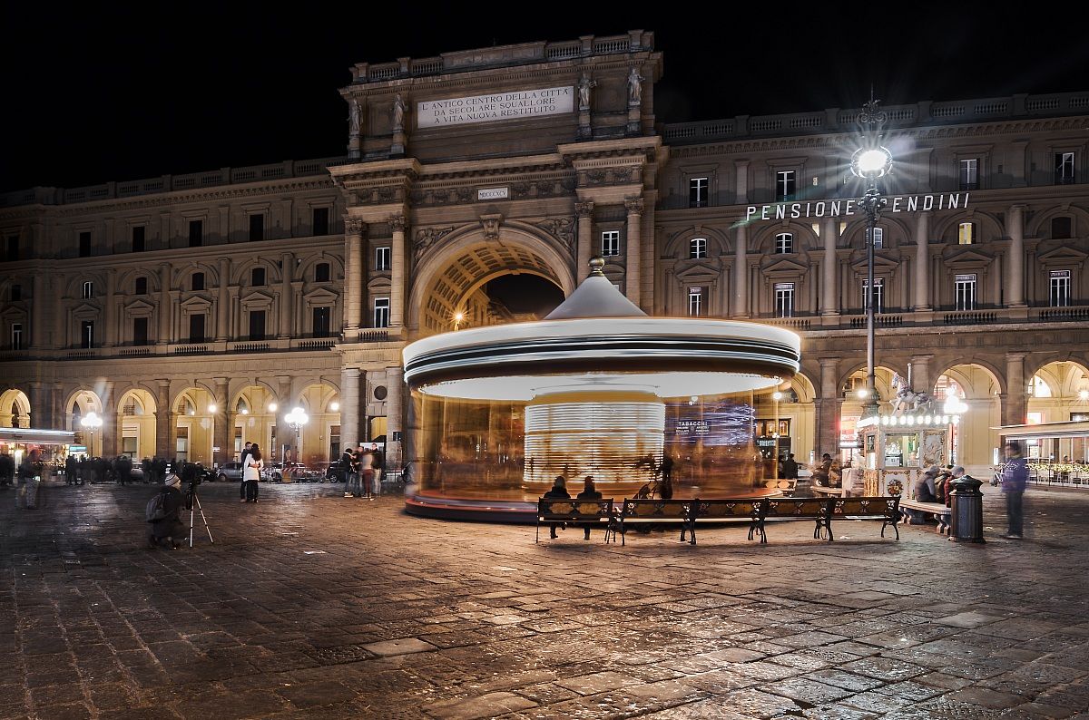 Antica Giostra ..... piazza della Repubblica - Firenze
