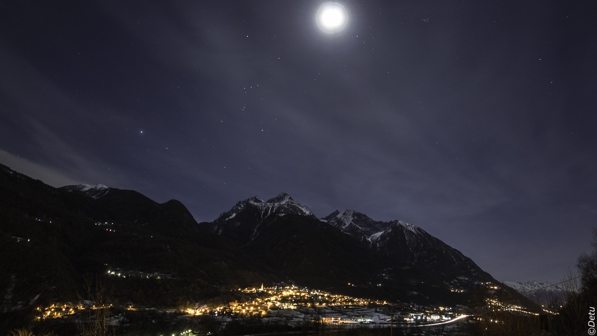 Night view Saint Marcel (Aosta Valley)