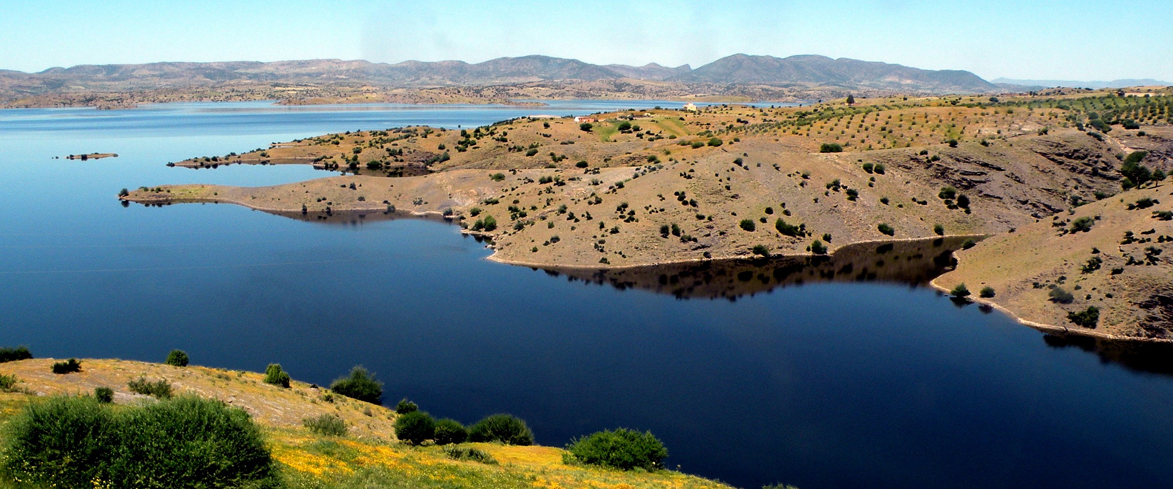Artificial lake Bin el Ouidane