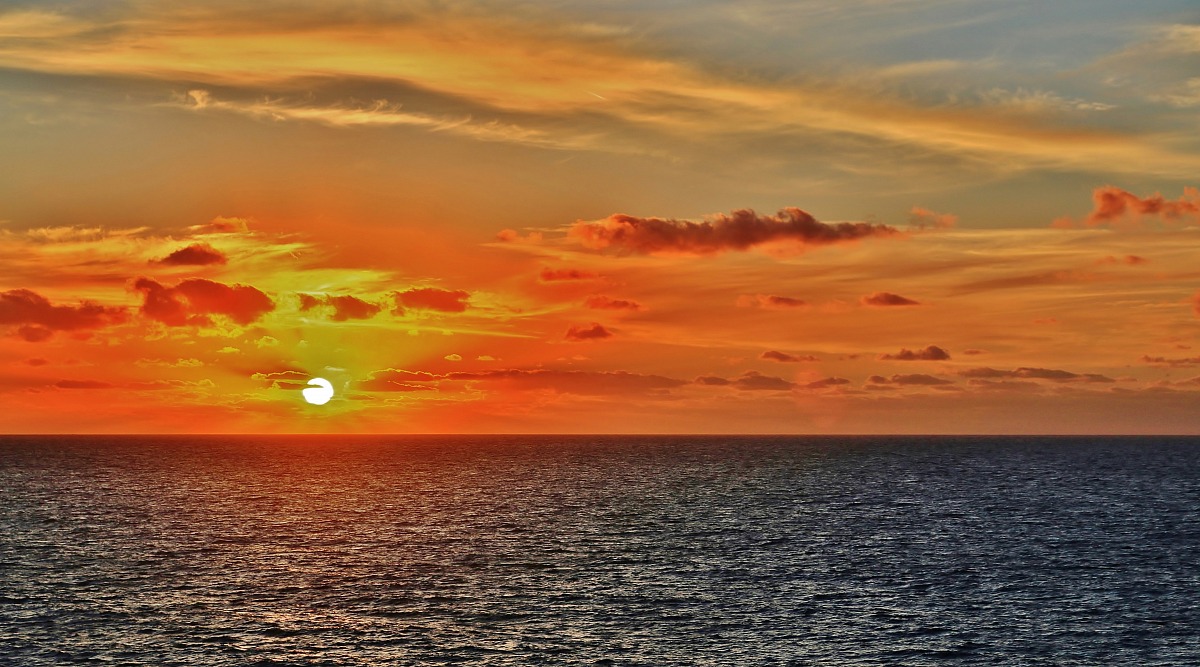 Sunset at the port iron-Alghero-