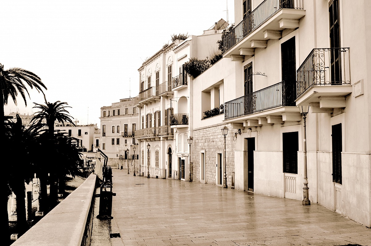 Bari Vecchia - Scorcio sulla Muraglia