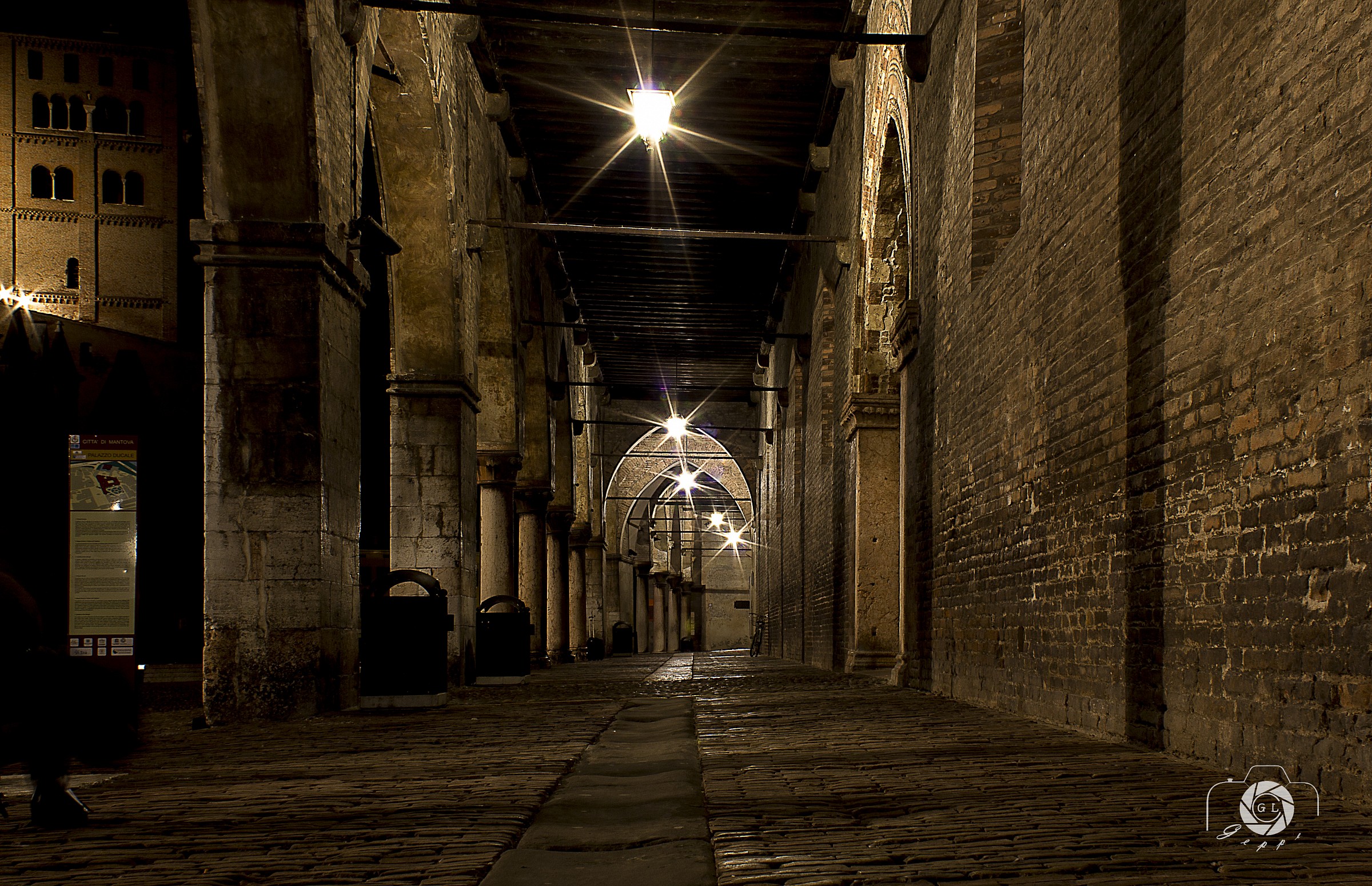Porch Palazzo Ducale Mantova