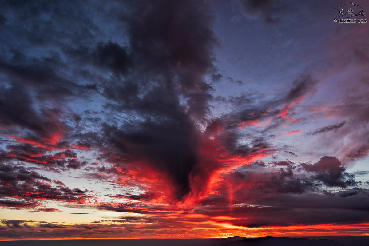 The Painter draws at Sunset