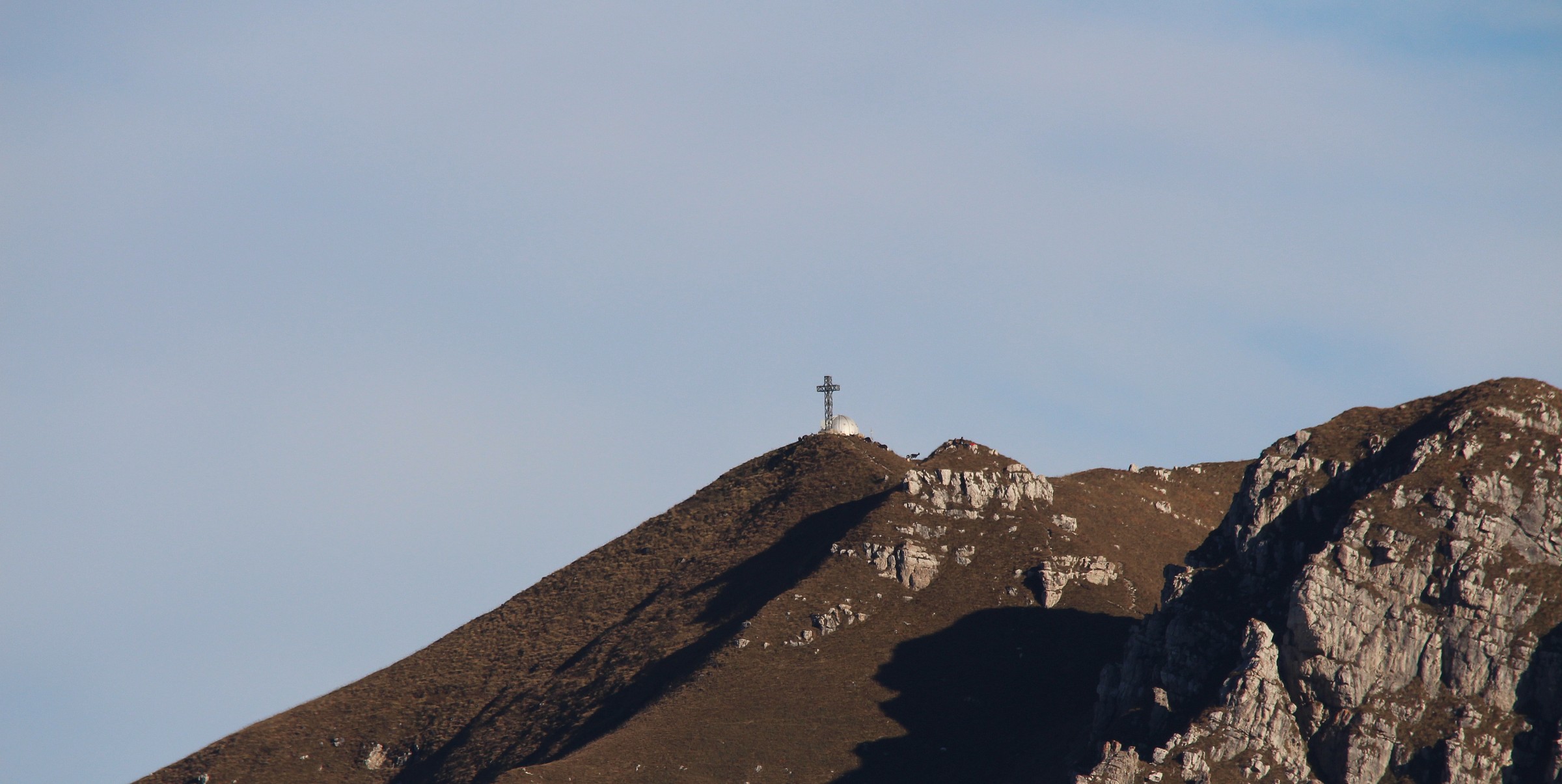 Monte 2 Mani Bivacco
