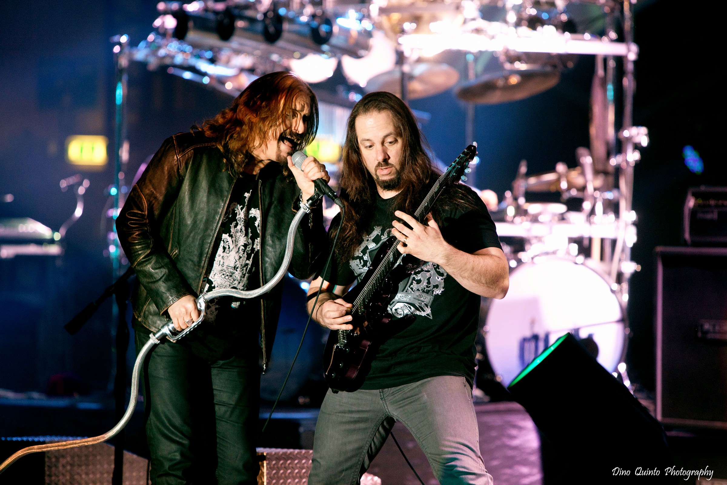 Dream  Theater  ,  Live