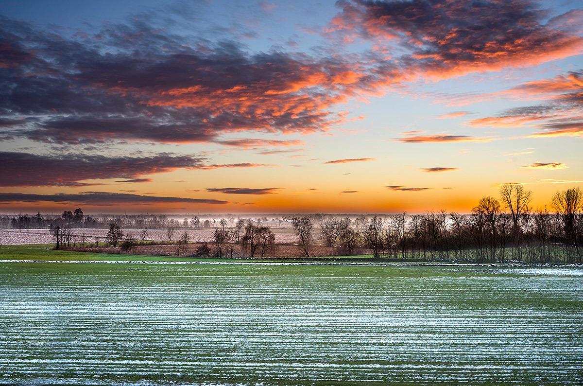 Sunset over the valley 2