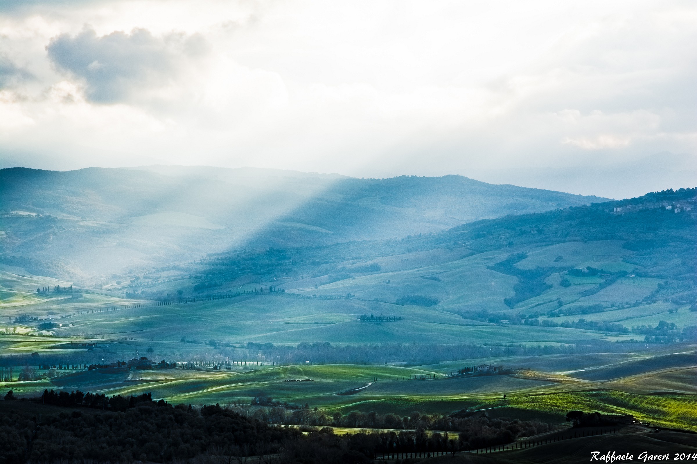 1 Val d'Orcia natural theater magic