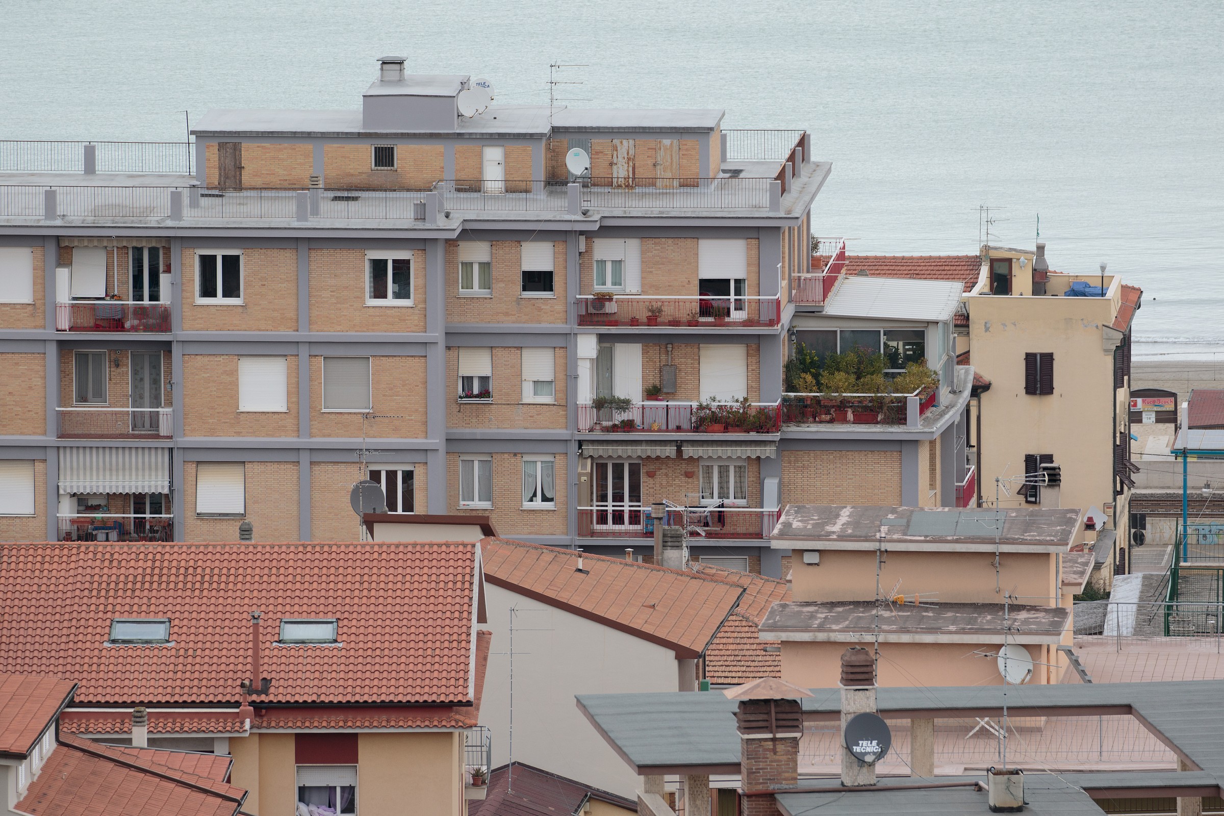 100-400l IS II @280mm